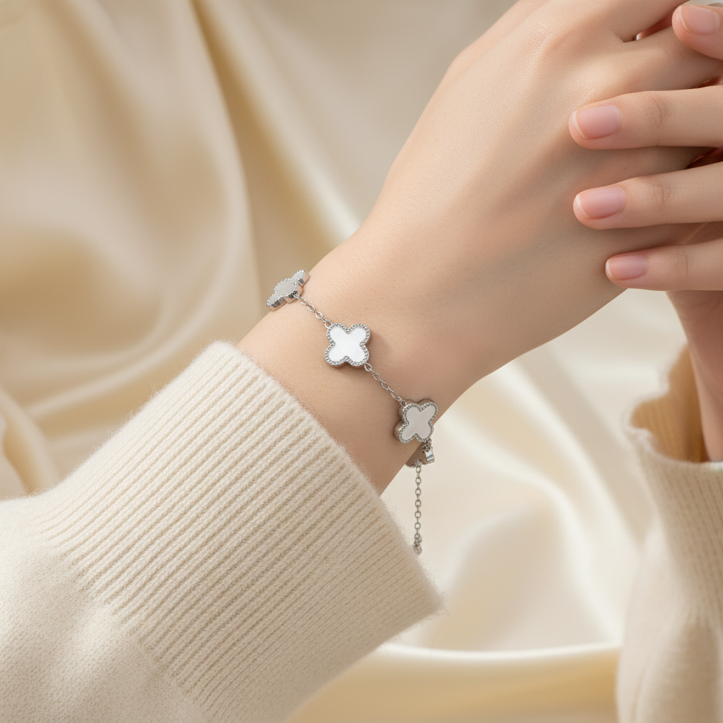 Silver CLover Charm Bracelet